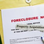 http://www.dreamstime.com/royalty-free-stock-photos-foreclosed-notice-image29089808 (Demo)